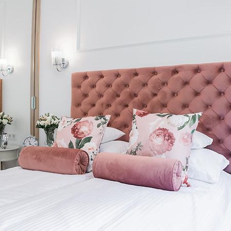 Warsaw Seasons By Alluxe Boutique Apartments Luaran gambar