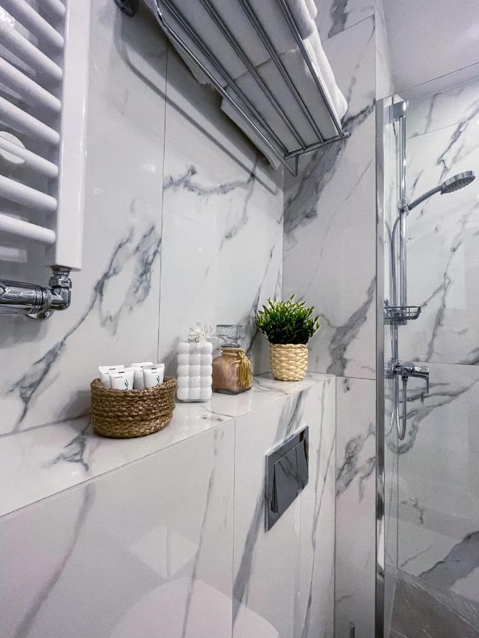 Warsaw Seasons By Alluxe Boutique Apartments Luaran gambar