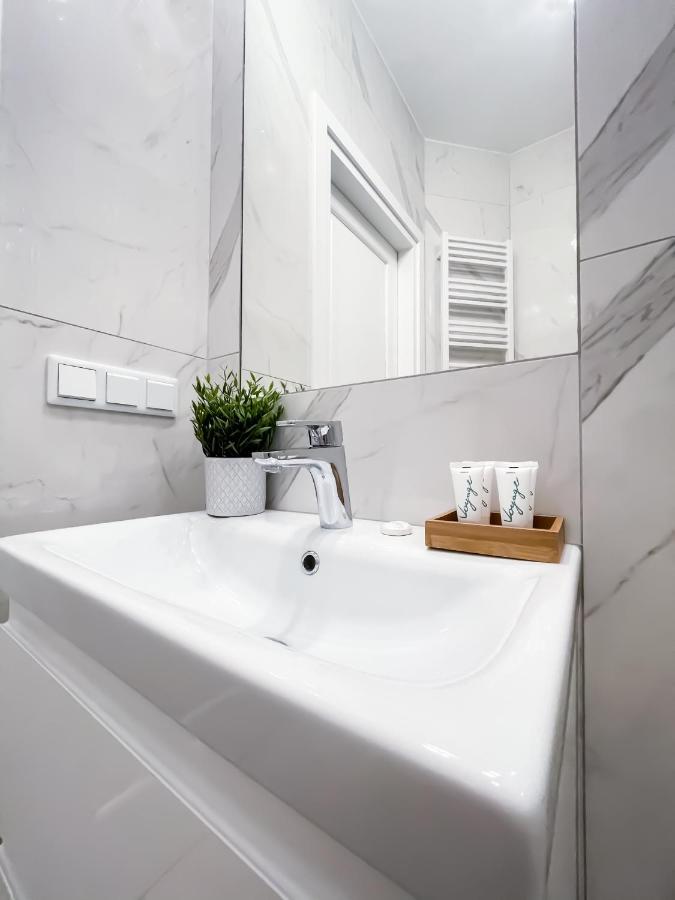 Warsaw Seasons By Alluxe Boutique Apartments Luaran gambar