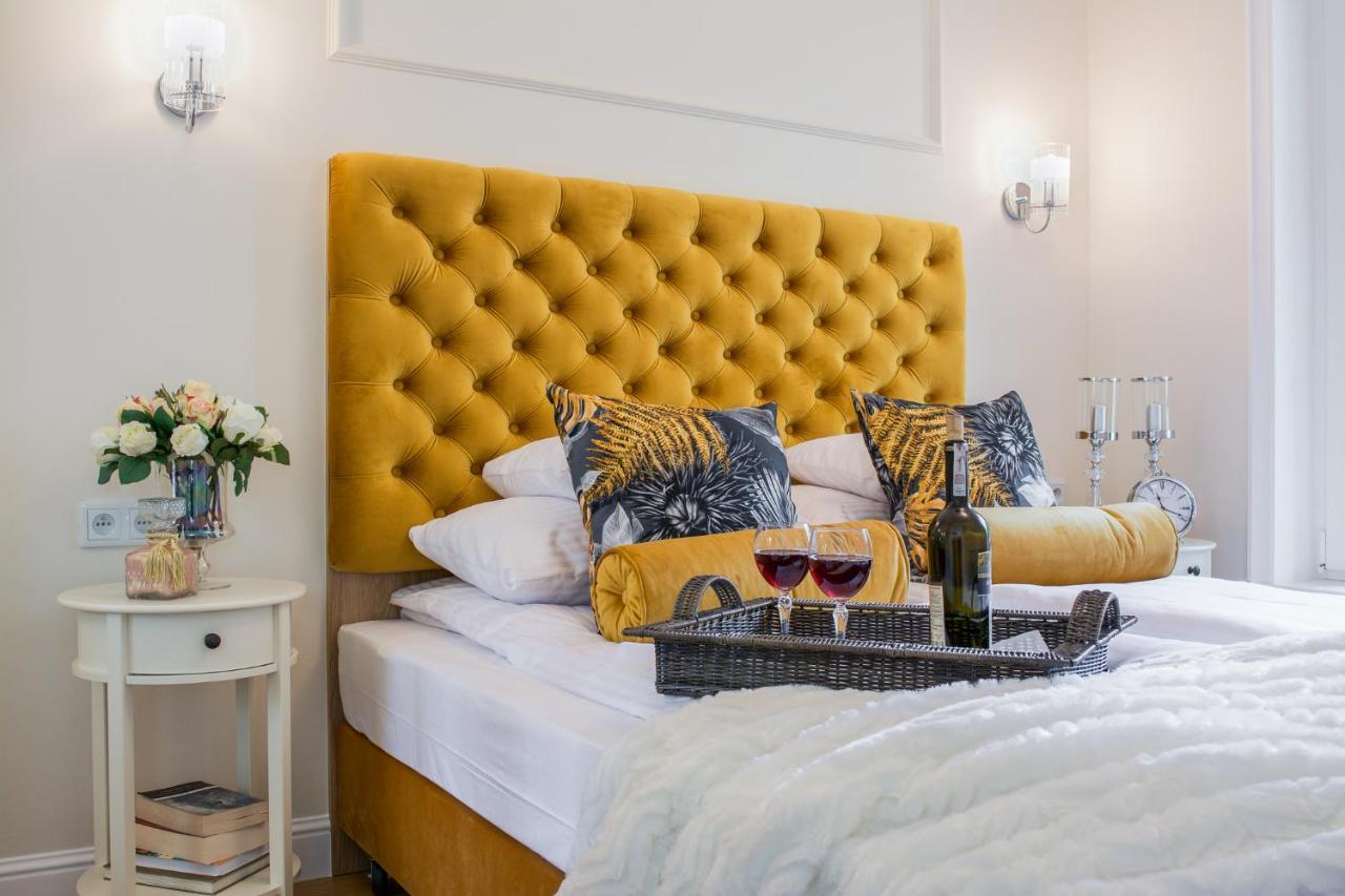 Warsaw Seasons By Alluxe Boutique Apartments Luaran gambar