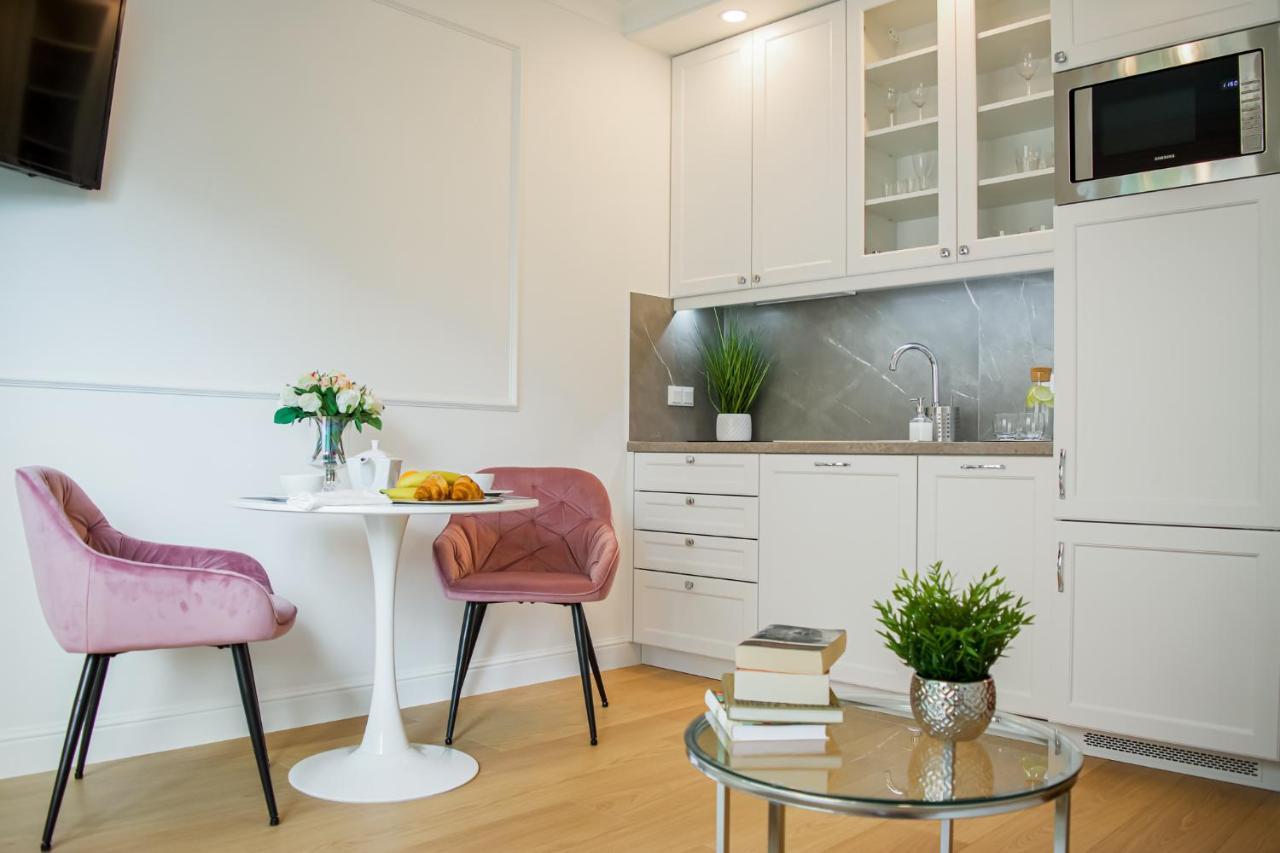 Warsaw Seasons By Alluxe Boutique Apartments Luaran gambar