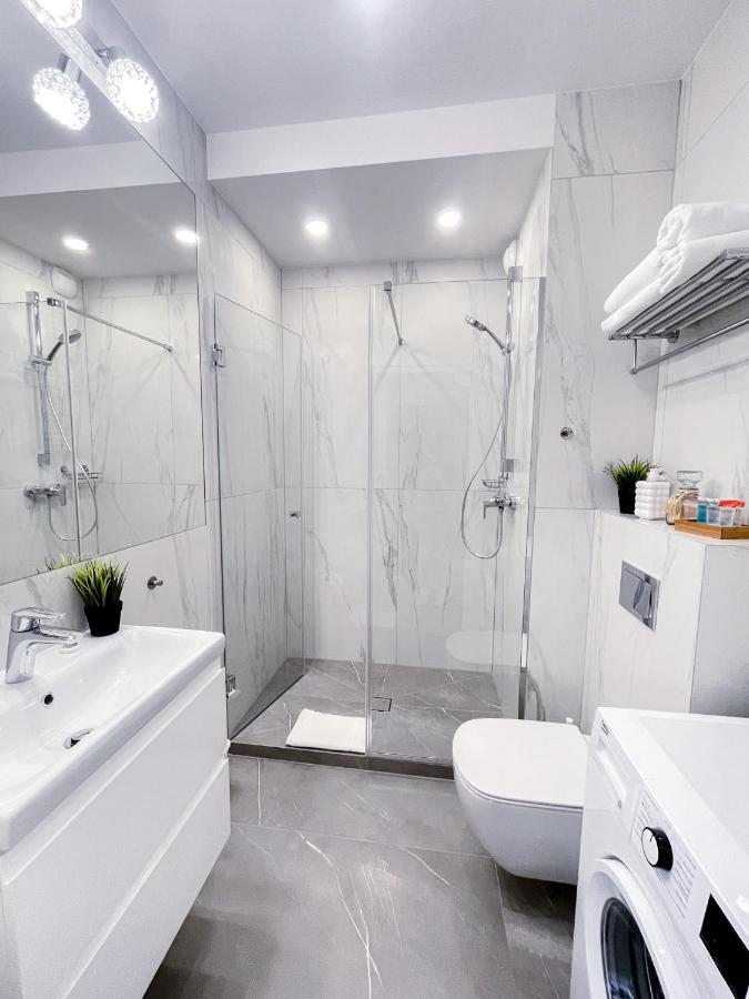 Warsaw Seasons By Alluxe Boutique Apartments Luaran gambar