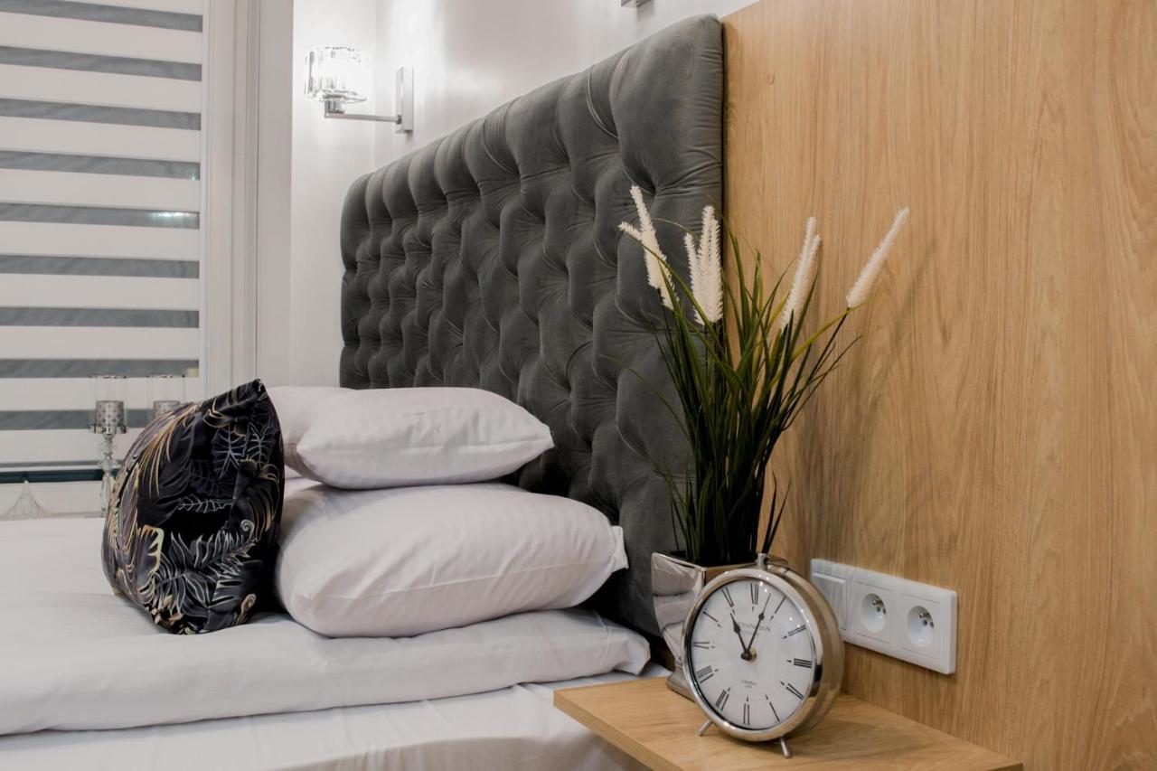 Warsaw Seasons By Alluxe Boutique Apartments Luaran gambar